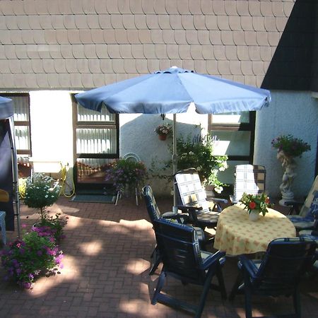 Gaestehaus Hochrhoenblick Schönau an der Brend Buitenkant foto