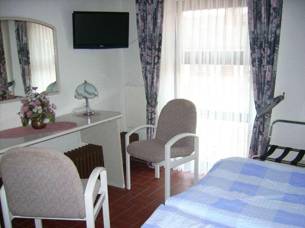 Gaestehaus Hochrhoenblick Schönau an der Brend Kamer foto