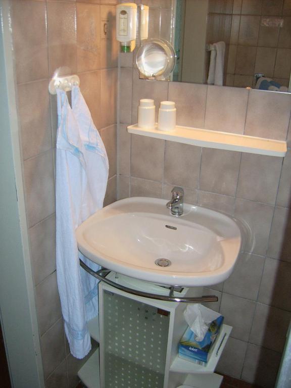 Gaestehaus Hochrhoenblick Schönau an der Brend Kamer foto